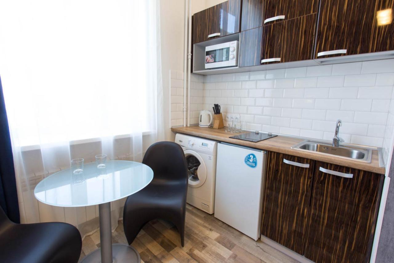 Studio Apartment In The Heart Of Kharkiv - Darvina Str. 17/2 Bagian luar foto
